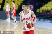 周琦：高诗岩追防&amp;防转换速度比较突出 打不同对手要用不同的球员