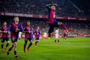 LOL精彩回放-每体：拉菲尼亚饱受FIFA病毒困扰，对多特他预计回归首发