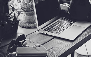 U22国足2-0领先！下半场开场仅30秒，李新翔头球破门